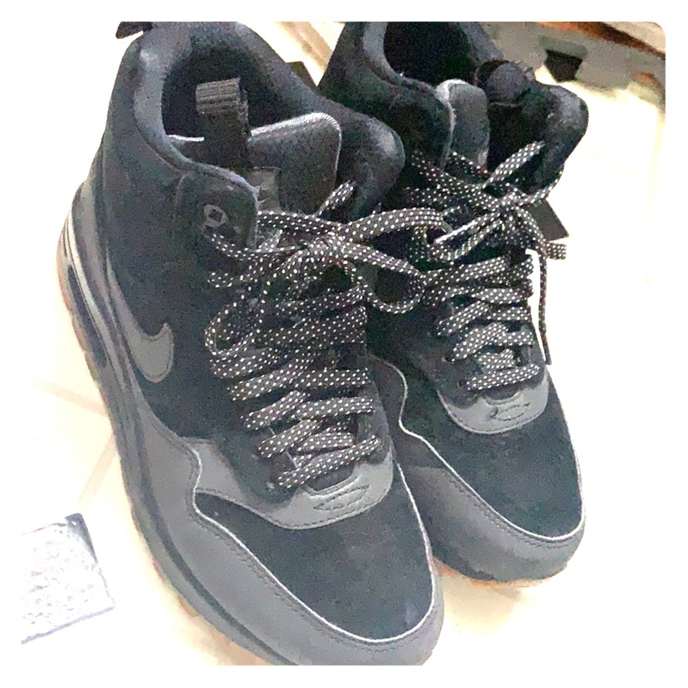 Nike Sneaker Boots